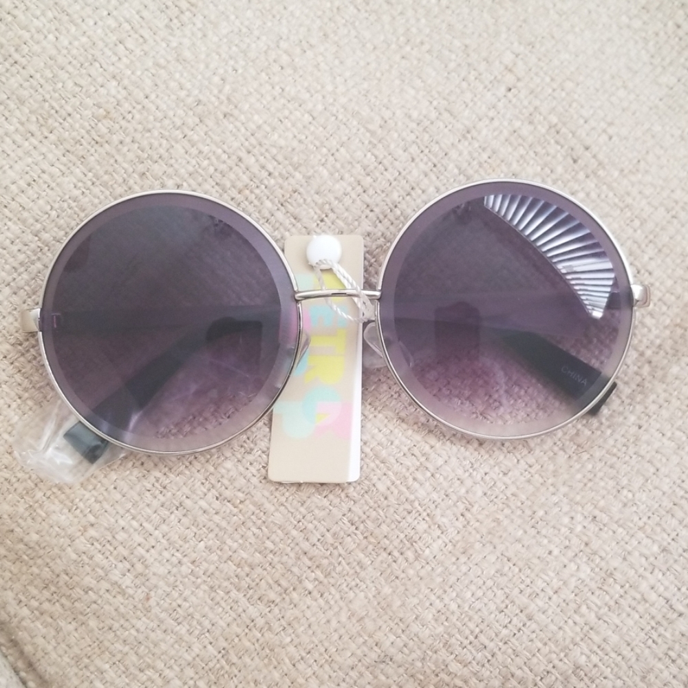 RETRO Pop Sunglasses - Picture 4 of 6